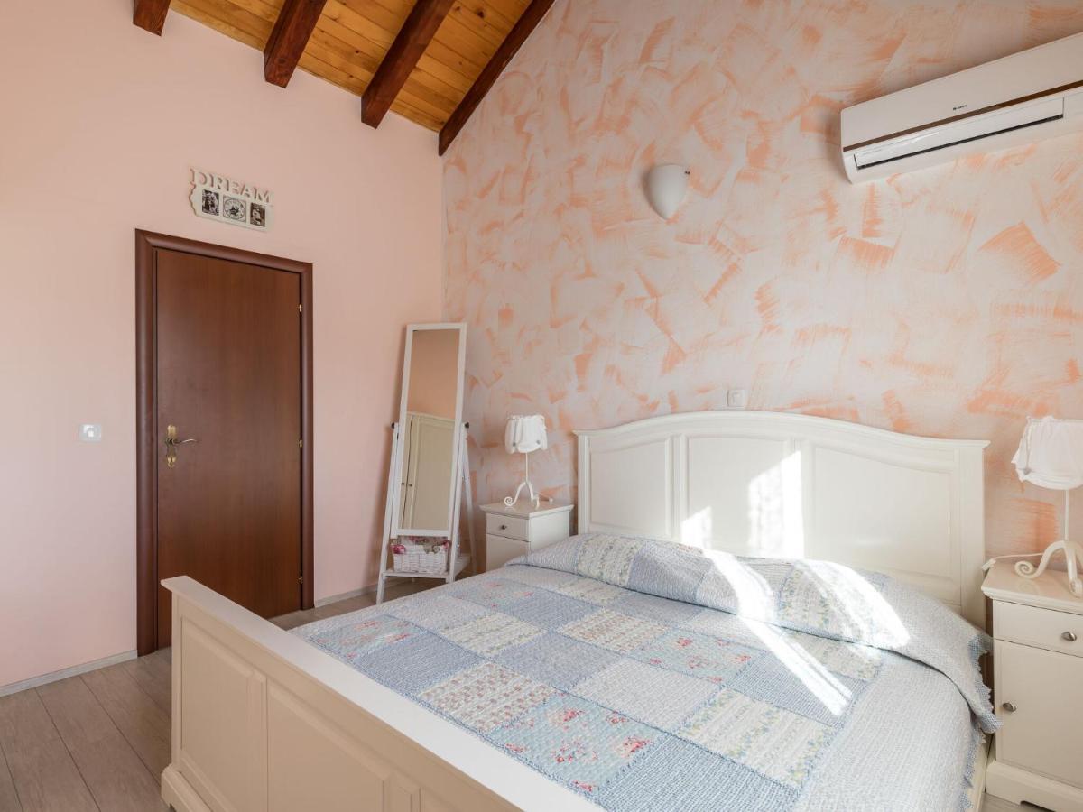 Luxurious Villa In Selca With Pool Εξωτερικό φωτογραφία